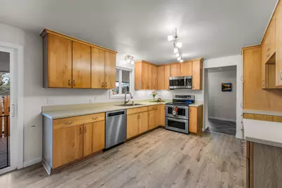 22860 Buckskin Court, Bend, OR 97701 - Photo 11