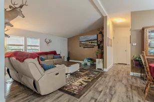 71 Cora Dr, Shady Cove, OR 97539 - Photo 7