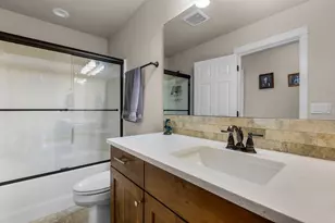 2713 NE Black Oak Pl, Bend, OR 97701 - Photo 17