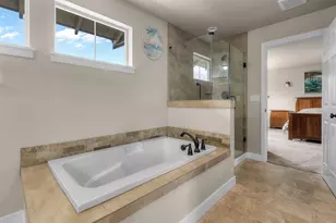 2713 NE Black Oak Pl, Bend, OR 97701 - Photo 21