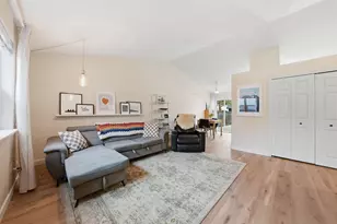 60987 Lodgepole Dr, Bend, OR 97702 - Photo 5