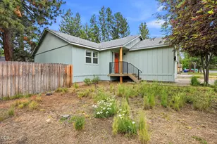 60987 Lodgepole Dr, Bend, OR 97702 - Photo 3