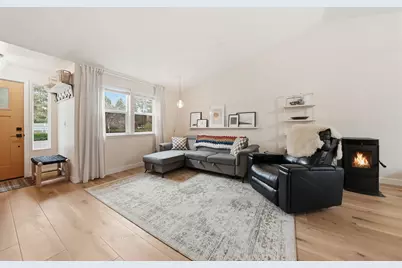 60987 Lodgepole Drive, Bend, OR 97702 - Photo 7