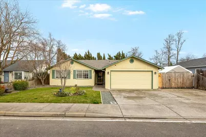 1565 Toralon Drive, Medford, OR 97501 - Photo 1