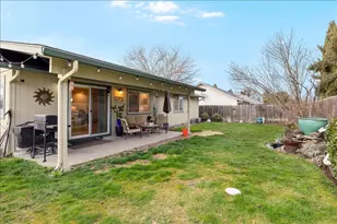 1565 Toralon Dr, Medford, OR 97501 - Photo 19