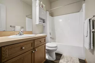 61210 Larkspur Loop, Bend, OR 97702 - Photo 17