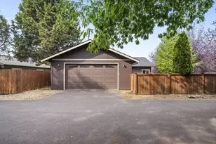 61210 Larkspur Loop, Bend, OR 97702 - Photo 21