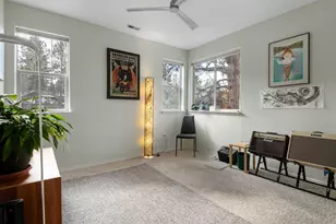 2526 NW Locke Ct, Bend, OR 97703 - Photo 23