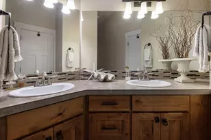 405 S Timber Creek Dr, Sisters, OR 97759 - Photo 15