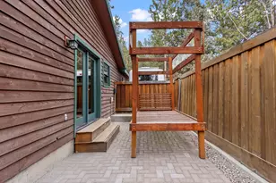 1817 SW Knoll Ave, Bend, OR 97702 - Photo 35