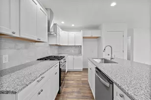 147 Jefferson Ave, Metolius, OR 97741 - Photo 11