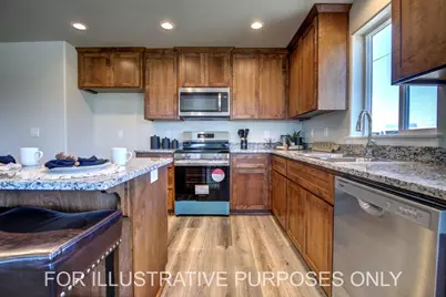 1109 Annalise Street, Central Point, OR 97502 - Photo 9