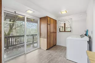 6900 Pleasant Creek Rd, Rogue River, OR 97537 - Photo 11