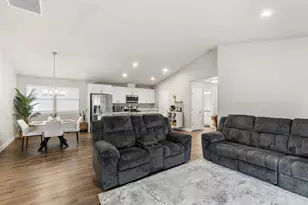 3467 W Antler Ave, Redmond, OR 97756 - Photo 5