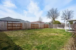 1766 S Holly St, Medford, OR 97501 - Photo 19