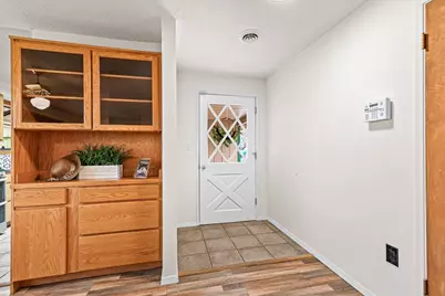 401 Elm Street, Phoenix, OR 97535 - Photo 11