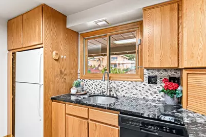 401 Elm Street, Phoenix, OR 97535 - Photo 15