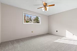 401 Elm St, Phoenix, OR 97535 - Photo 19