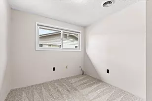 401 Elm St, Phoenix, OR 97535 - Photo 27