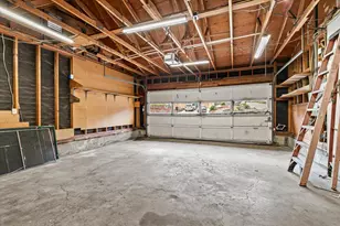 401 Elm St, Phoenix, OR 97535 - Photo 29