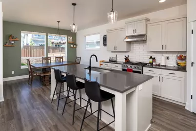 3027 NE Moreno Place, Bend, OR 97701 - Photo 13