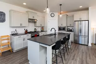 3027 NE Moreno Pl, Bend, OR 97701 - Photo 15