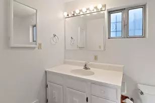 401 SW J St, Grants Pass, OR 97526 - Photo 25