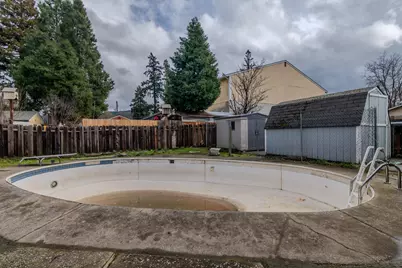 214 Berglund Street, Rogue River, OR 97537 - Photo 5