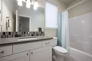 63101 NW Via Cambria, Bend, OR 97703 - Photo 25