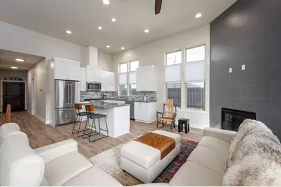 63101 NW Via Cambria, Bend, OR 97703 - Photo 9