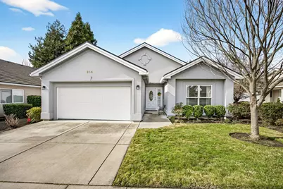 614 Cherrywood Drive, Medford, OR 97504 - Photo 1