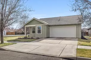 3106 SW Indian Pl, Redmond, OR 97756 - Photo 1
