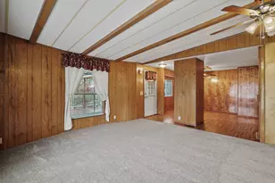 1077 Lee Roze Ln, Grants Pass, OR 97527 - Photo 7