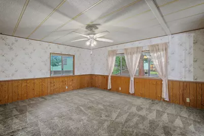 1077 Lee Roze Lane, Grants Pass, OR 97527 - Photo 17