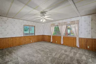 1077 Lee Roze Ln, Grants Pass, OR 97527 - Photo 17