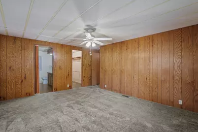 1077 Lee Roze Lane, Grants Pass, OR 97527 - Photo 19