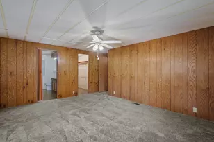 1077 Lee Roze Ln, Grants Pass, OR 97527 - Photo 19