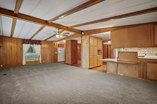 1077 Lee Roze Ln, Grants Pass, OR 97527 - Photo 9