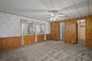1077 Lee Roze Ln, Grants Pass, OR 97527 - Photo 17