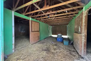 16625 Ford Rd, Rogue River, OR 97537 - Photo 27