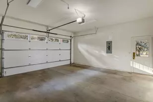 3178 NW Clubhouse Dr, Bend, OR 97703 - Photo 33