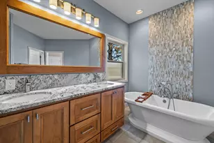 3178 NW Clubhouse Dr, Bend, OR 97703 - Photo 29