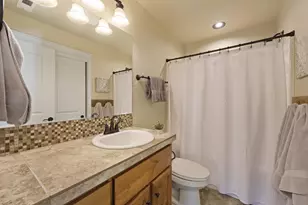 61163 Ambassador Dr, Bend, OR 97702 - Photo 27