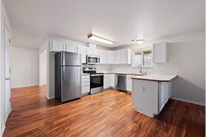 3127 SW Metolius Avenue, Redmond, OR 97756 - Photo 5