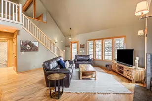 8551 S Red Cloud Ln, Powell Butte, OR 97753 - Photo 5