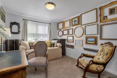 240 NW 30th Street, Redmond, OR 97756 - Photo 19