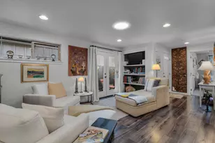 240 NW 30th St, Redmond, OR 97756 - Photo 9