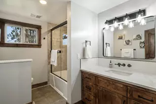 62111 Cody Rd, Bend, OR 97701 - Photo 31