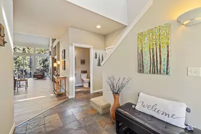 10674 Village Loop, Redmond, OR 97756 - Photo 3