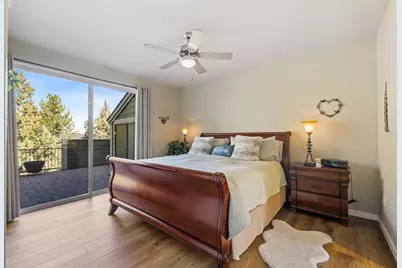 10674 Village Loop, Redmond, OR 97756 - Photo 11